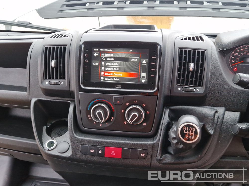 Véhicule utilitaire 2023 Citreon Relay: photos 27