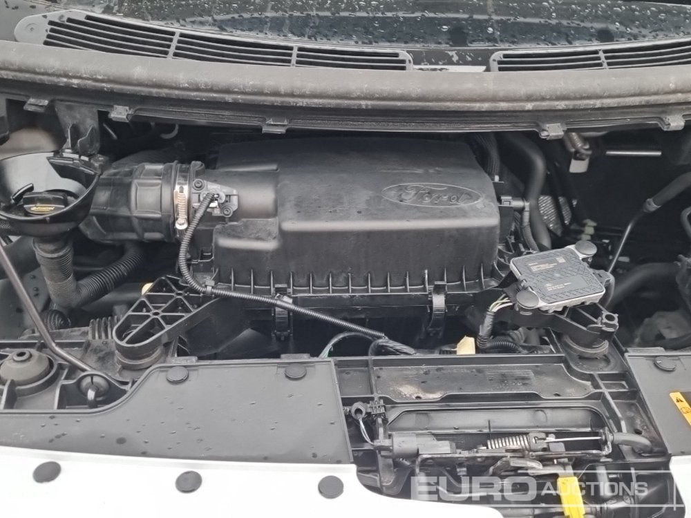 Véhicule utilitaire Ford Transit Custom 300: photos 19 Véhicule utilitaire Ford Transit Custom 300: photos 19