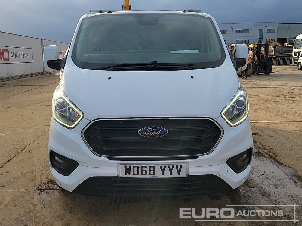 Véhicule utilitaire Ford Transit Custom 300: photos 8