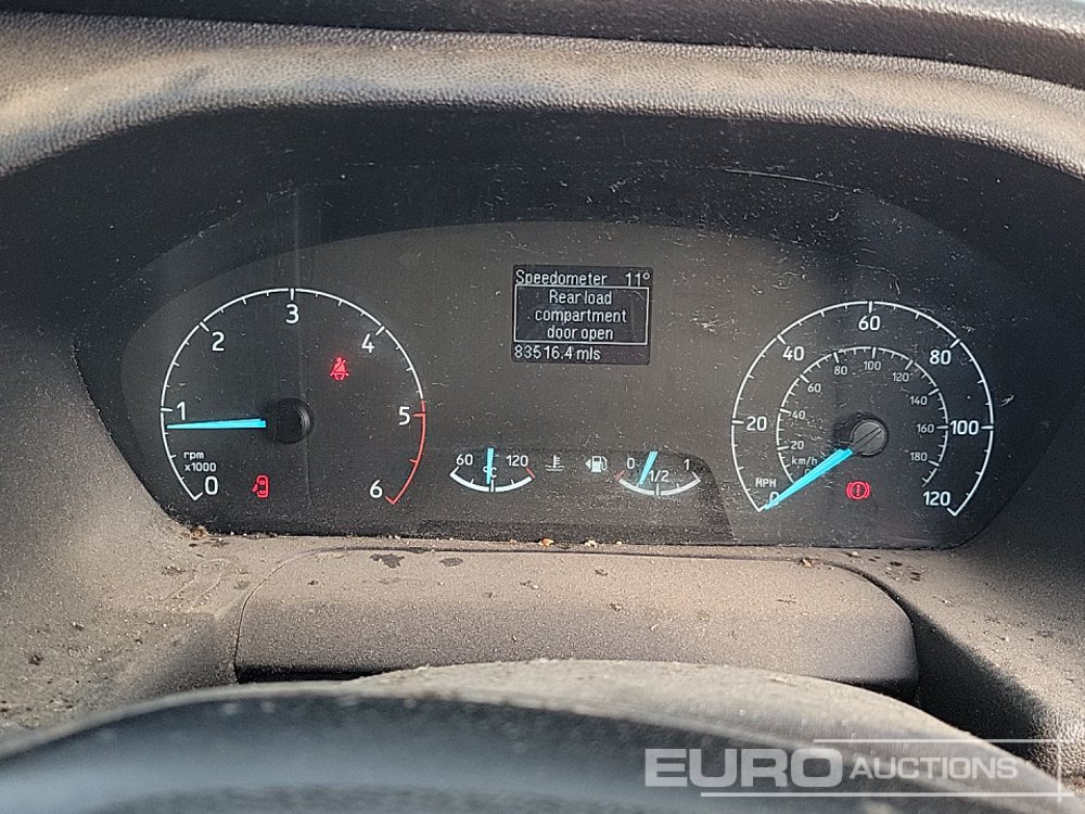 Véhicule utilitaire Ford Transit Custom 300: photos 26