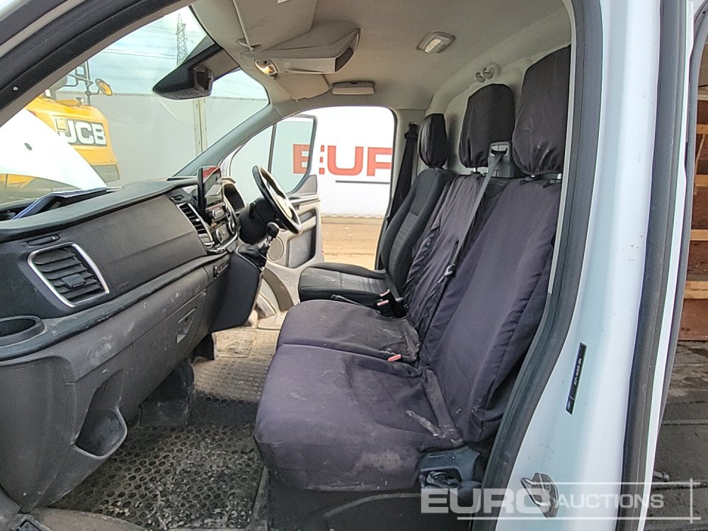 Véhicule utilitaire Ford Transit Custom 300: photos 20