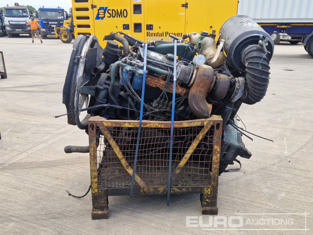 Volvo 6 Cylinder Engine - Moteur: photos 2 Volvo 6 Cylinder Engine - Moteur: photos 2