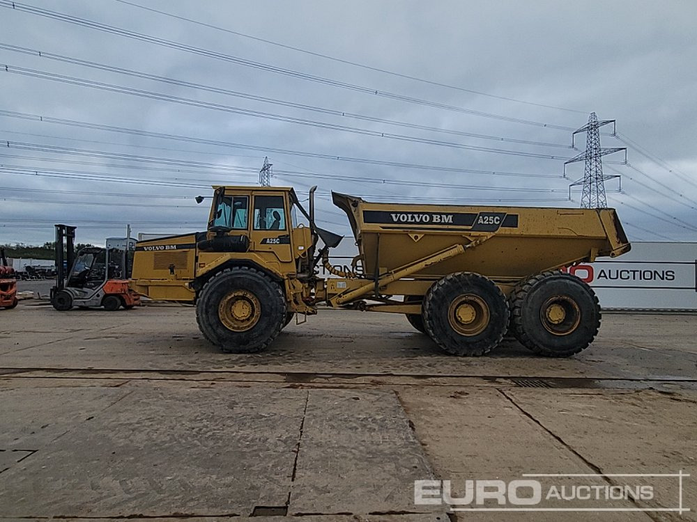 Volvo A25C - Tombereau articulé: photos 2 Volvo A25C - Tombereau articulé: photos 2