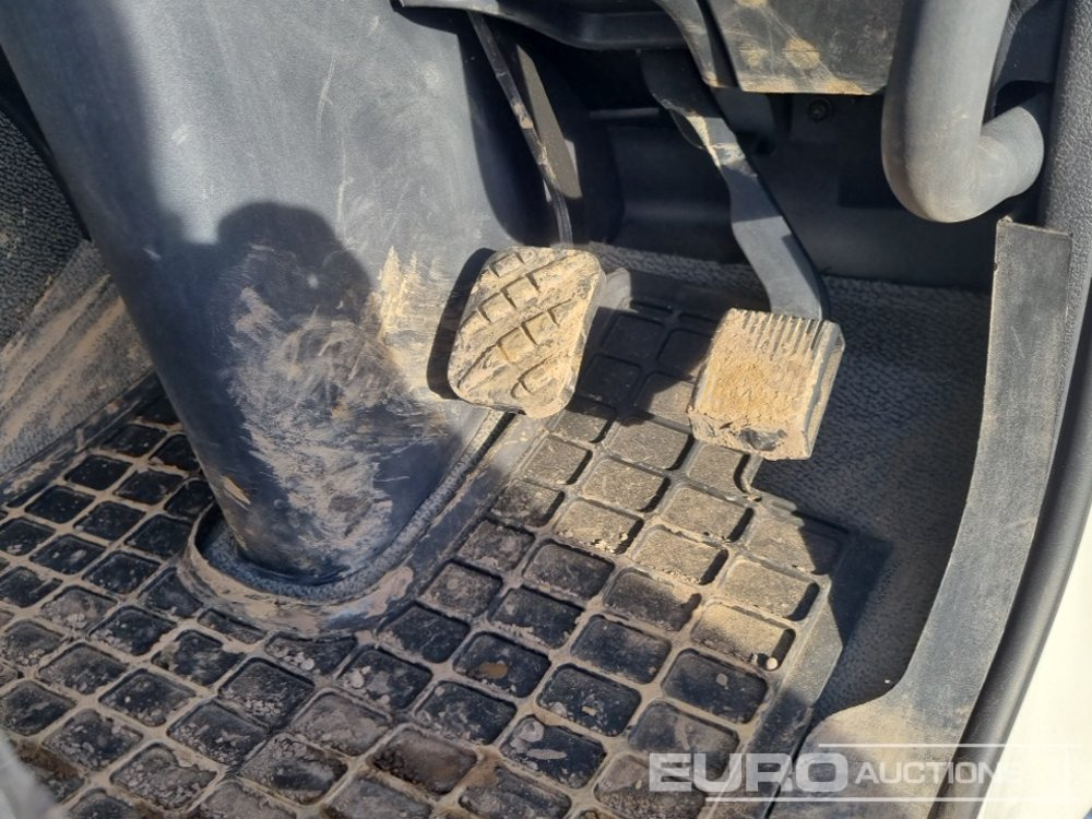 Camion plateau Volvo FE: photos 37