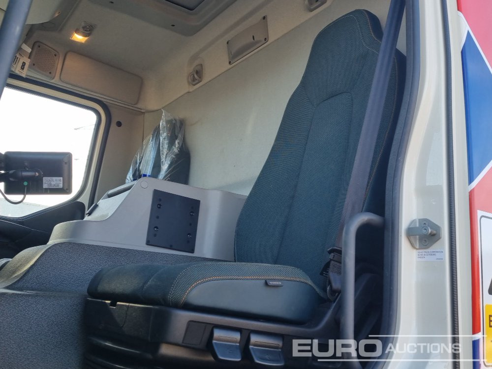 Camion plateau Volvo FE: photos 34