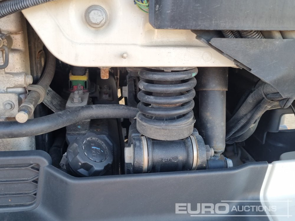 Camion plateau Volvo FE: photos 30