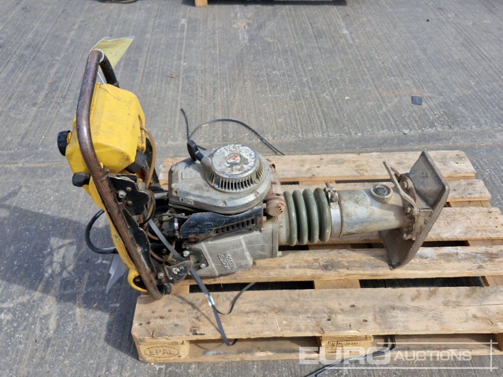 Pilonneuse Wacker Neuson BS50-2: photos 6 Pilonneuse Wacker Neuson BS50-2: photos 6