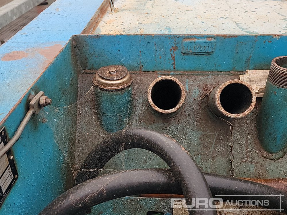 Cuve de stockage Western 2000  Litre: photos 10