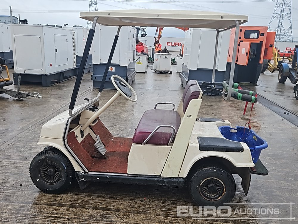 Yamaha Petrol Golf Cart (2 of) (Non Runner) - Voiturette de golf: photos 4 Yamaha Petrol Golf Cart (2 of) (Non Runner) - Voiturette de golf: photos 4