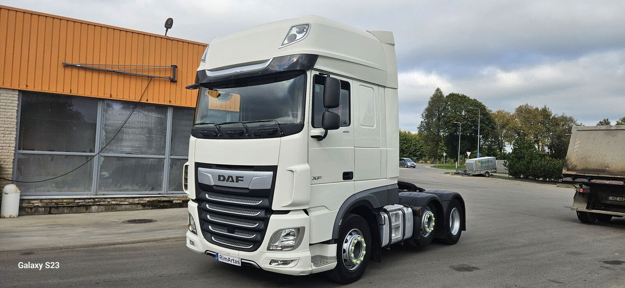DAF XF 106.480 - Tracteur routier: photos 2 DAF XF 106.480 - Tracteur routier: photos 2