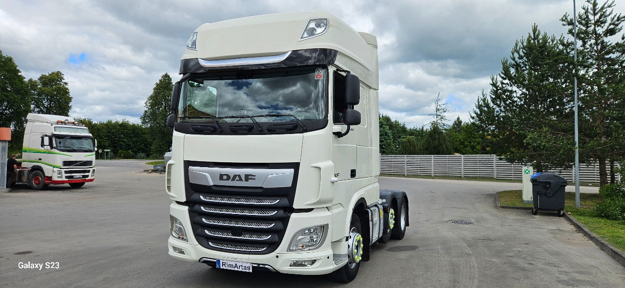 DAF XF 106.480 Superspace - Tracteur routier: photos 4 DAF XF 106.480 Superspace - Tracteur routier: photos 4