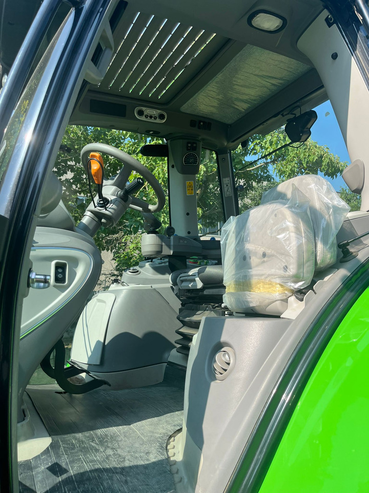 Deutz-Fahr Agrotron 6160.4 Rc-Shift - Tracteur agricole: photos 5 Deutz-Fahr Agrotron 6160.4 Rc-Shift - Tracteur agricole: photos 5