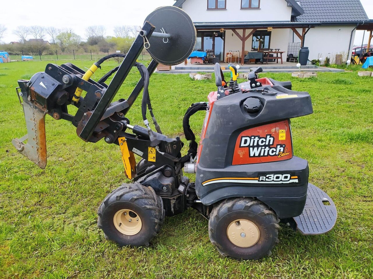 Ditch-Witch Zahn R300 - Trancheuse: photos 1 Ditch-Witch Zahn R300 - Trancheuse: photos 1
