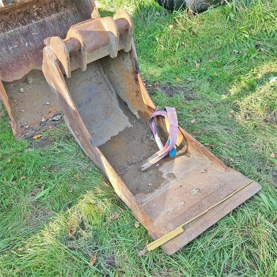 ABC RFC - Godet pour pelle pour Engins de chantier: photos 1 ABC RFC - Godet pour pelle pour Engins de chantier: photos 1