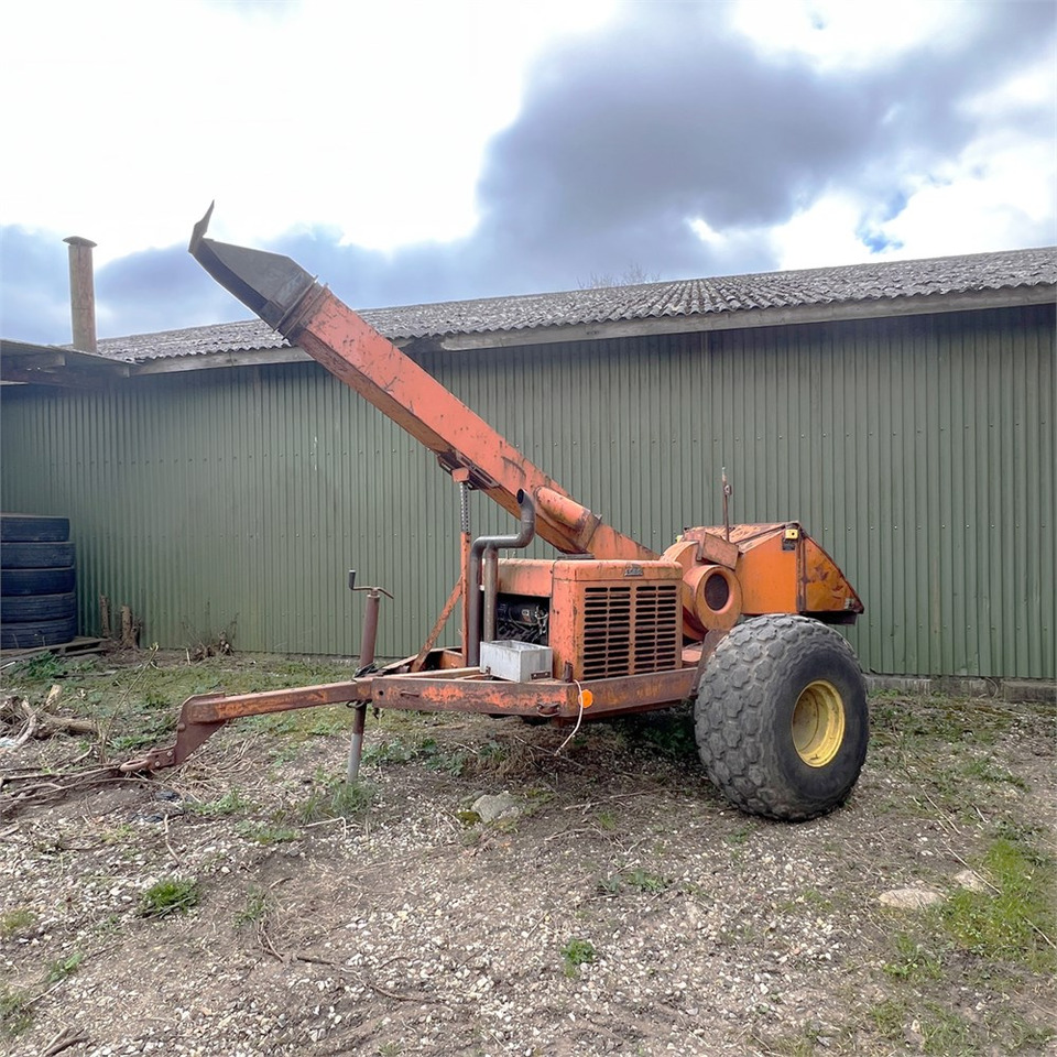 Asplundh Whisper Chipper - Broyeur de végétaux: photos 1 Asplundh Whisper Chipper - Broyeur de végétaux: photos 1