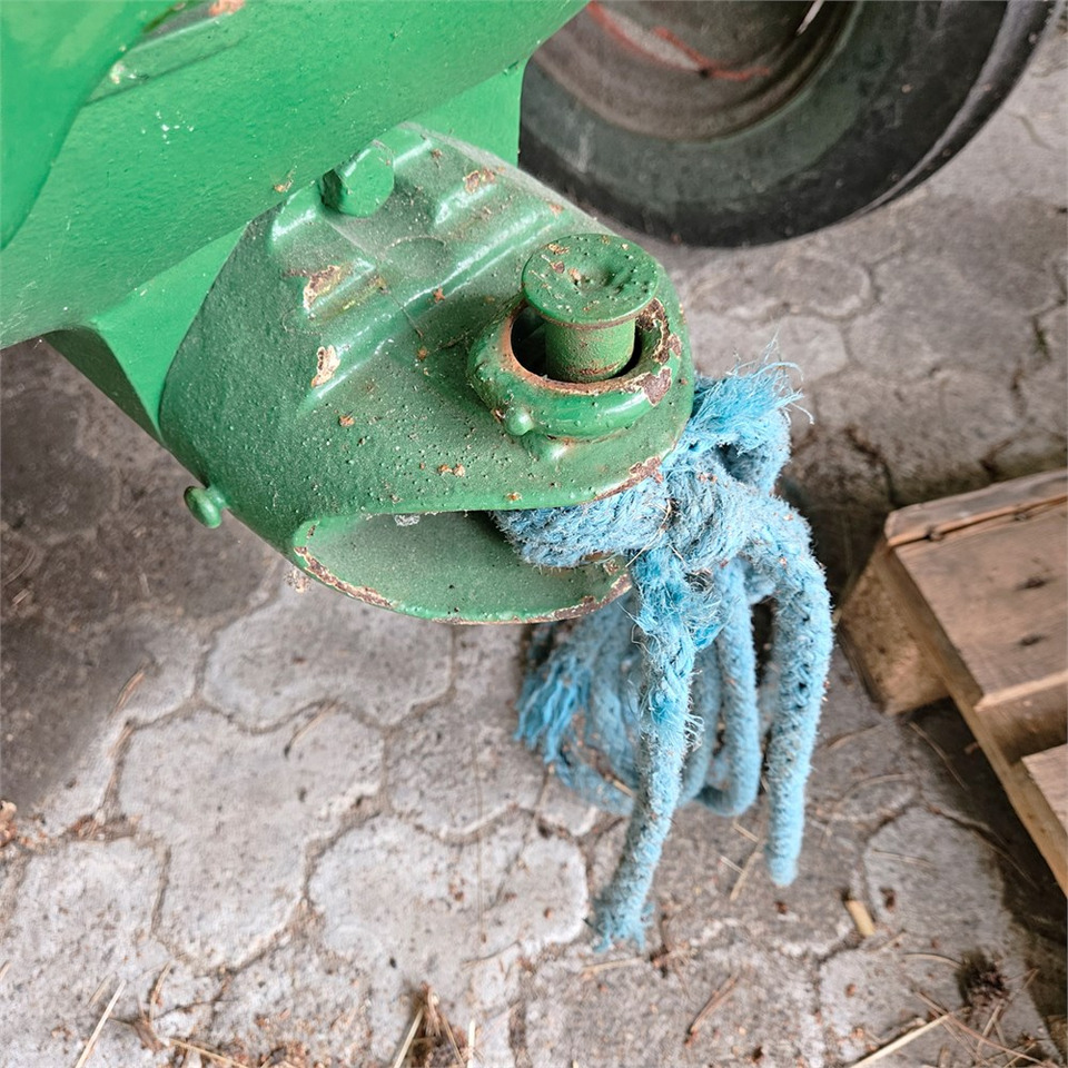 Tracteur agricole Deutz D4005: photos 16