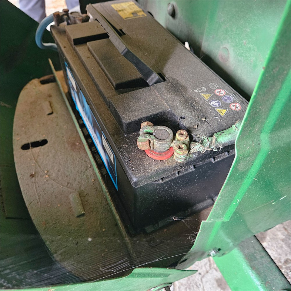 Tracteur agricole Deutz D4005: photos 20