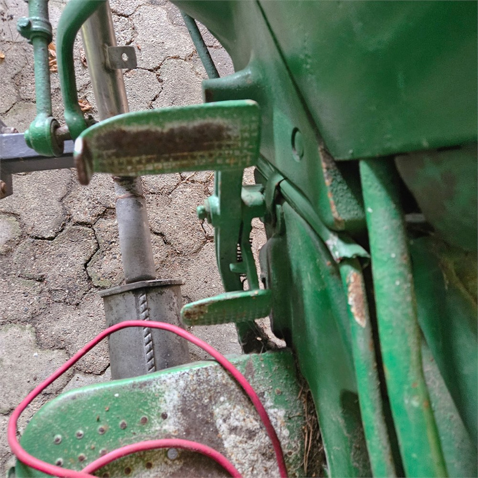 Tracteur agricole Deutz D4005: photos 12