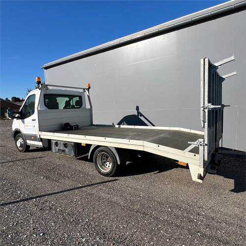 Ford Transit 2.0 Tdci - Camion plateau: photos 5 Ford Transit 2.0 Tdci - Camion plateau: photos 5