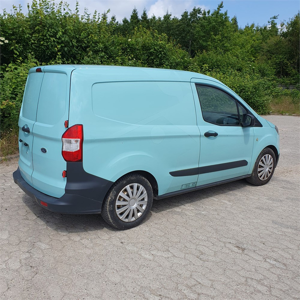 Ford Transit Courier - Fourgonnette: photos 5 Ford Transit Courier - Fourgonnette: photos 5