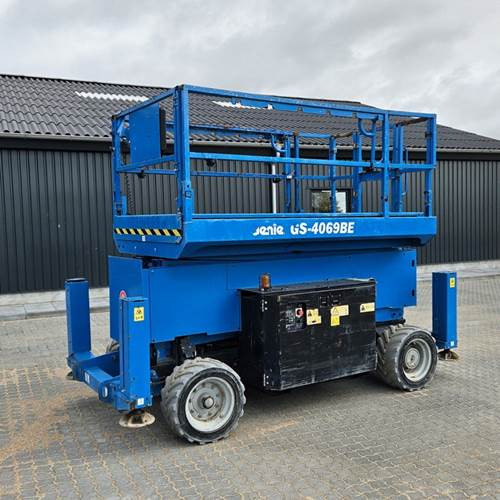 Genie GS-4069 BE - Nacelle ciseaux: photos 1 Genie GS-4069 BE - Nacelle ciseaux: photos 1