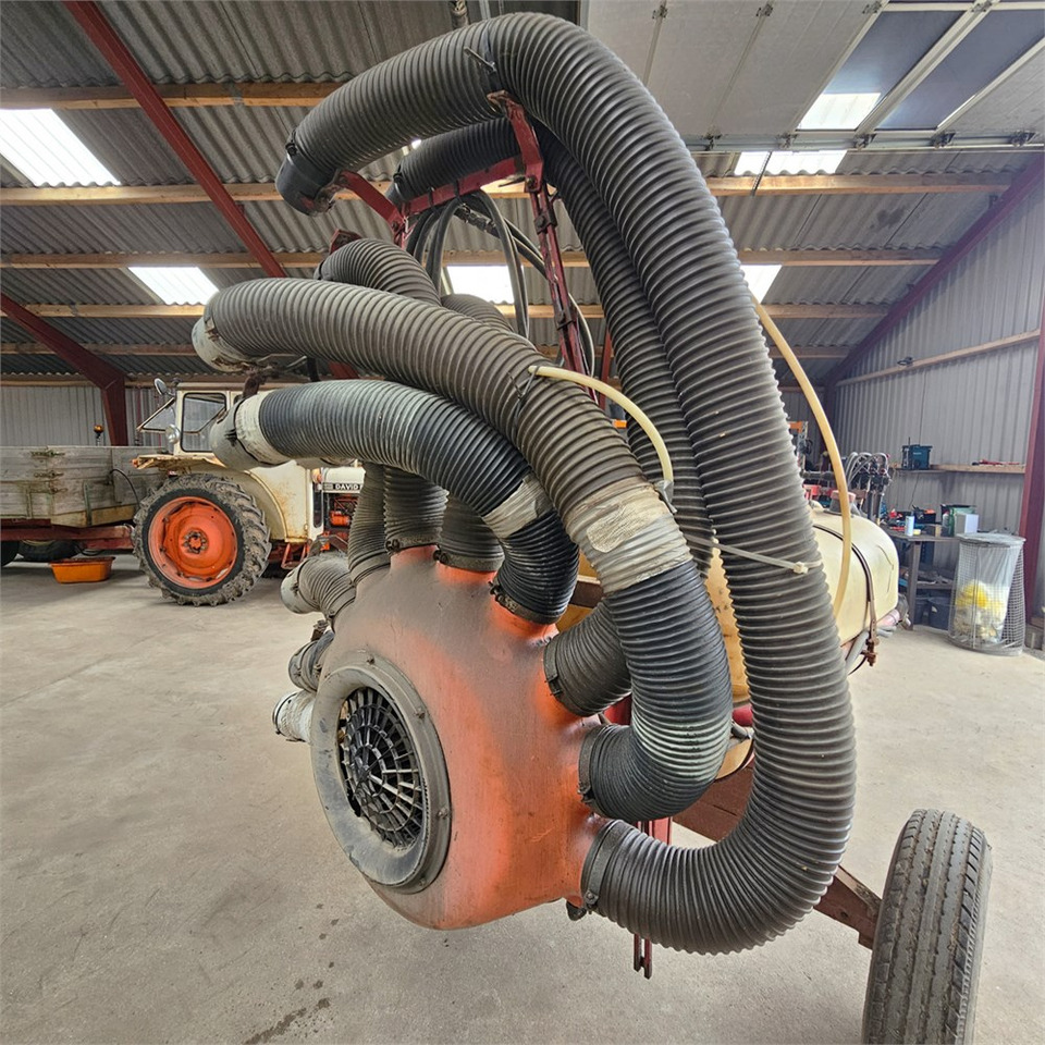 Pulvérisateur Hardi 800 l: photos 9