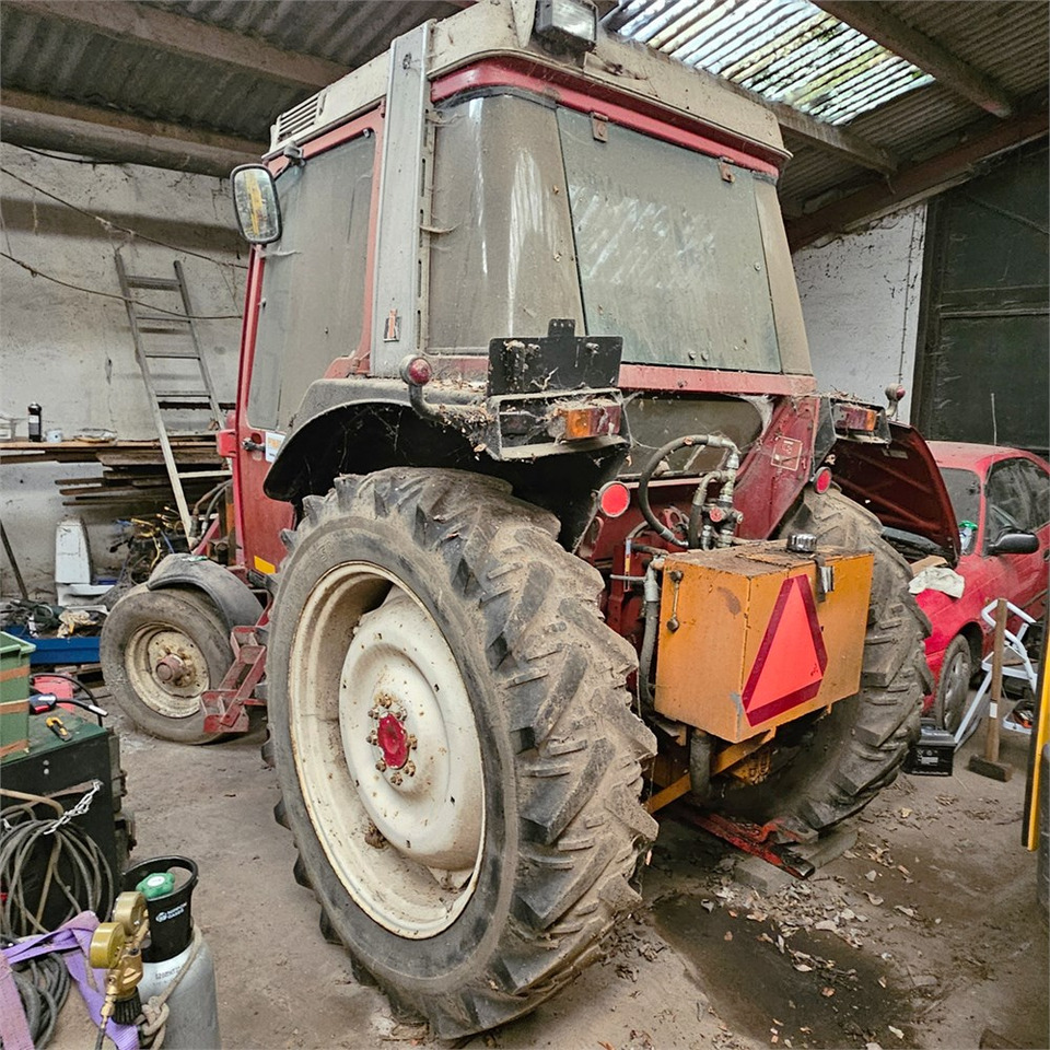 IH 485 XL - Tracteur agricole: photos 3 IH 485 XL - Tracteur agricole: photos 3