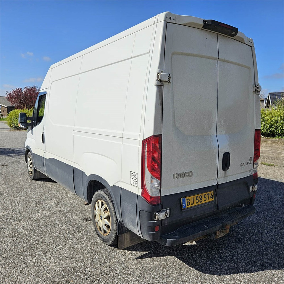 Iveco Daily 35s17 3,0D - Fourgon utilitaire: photos 5 Iveco Daily 35s17 3,0D - Fourgon utilitaire: photos 5
