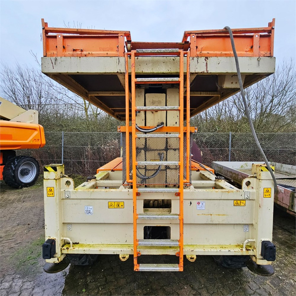 JLG 203-24 - Nacelle ciseaux: photos 4 JLG 203-24 - Nacelle ciseaux: photos 4