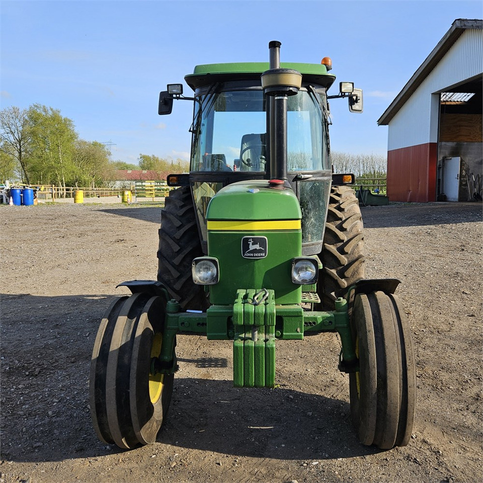 John Deere 2040 - Tracteur agricole: photos 2 John Deere 2040 - Tracteur agricole: photos 2
