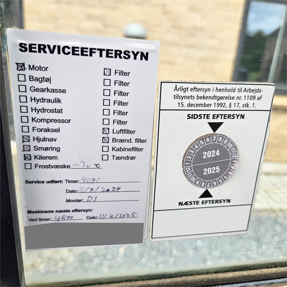 Mini pelle Kobelco SK17 SR-3: photos 15 Mini pelle Kobelco SK17 SR-3: photos 15