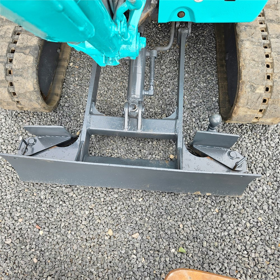 Mini pelle Kobelco SK17 SR-3: photos 19 Mini pelle Kobelco SK17 SR-3: photos 19