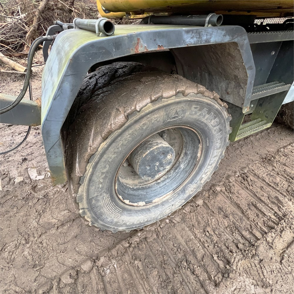 Crédit-bail de Komatsu PW148-10 Komatsu PW148-10: photos 31