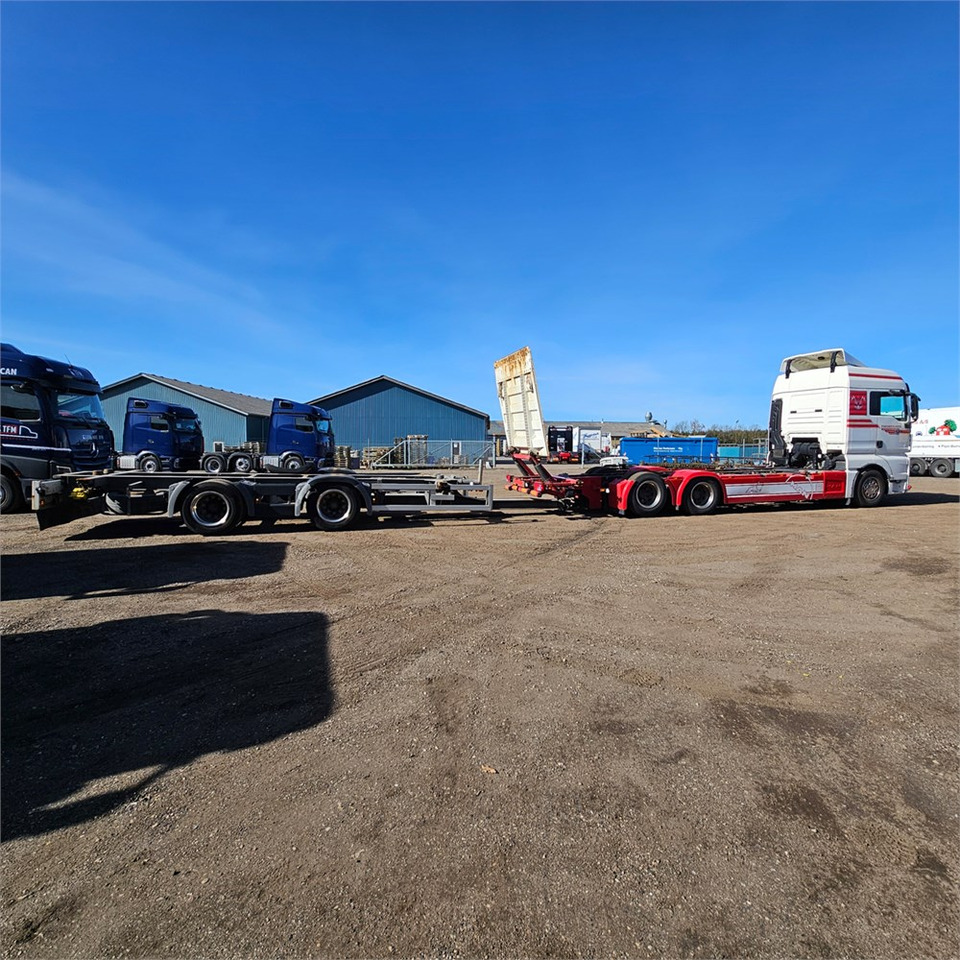 MAN TGX - Camion porte-conteneur/ Caisse mobile: photos 4 MAN TGX - Camion porte-conteneur/ Caisse mobile: photos 4