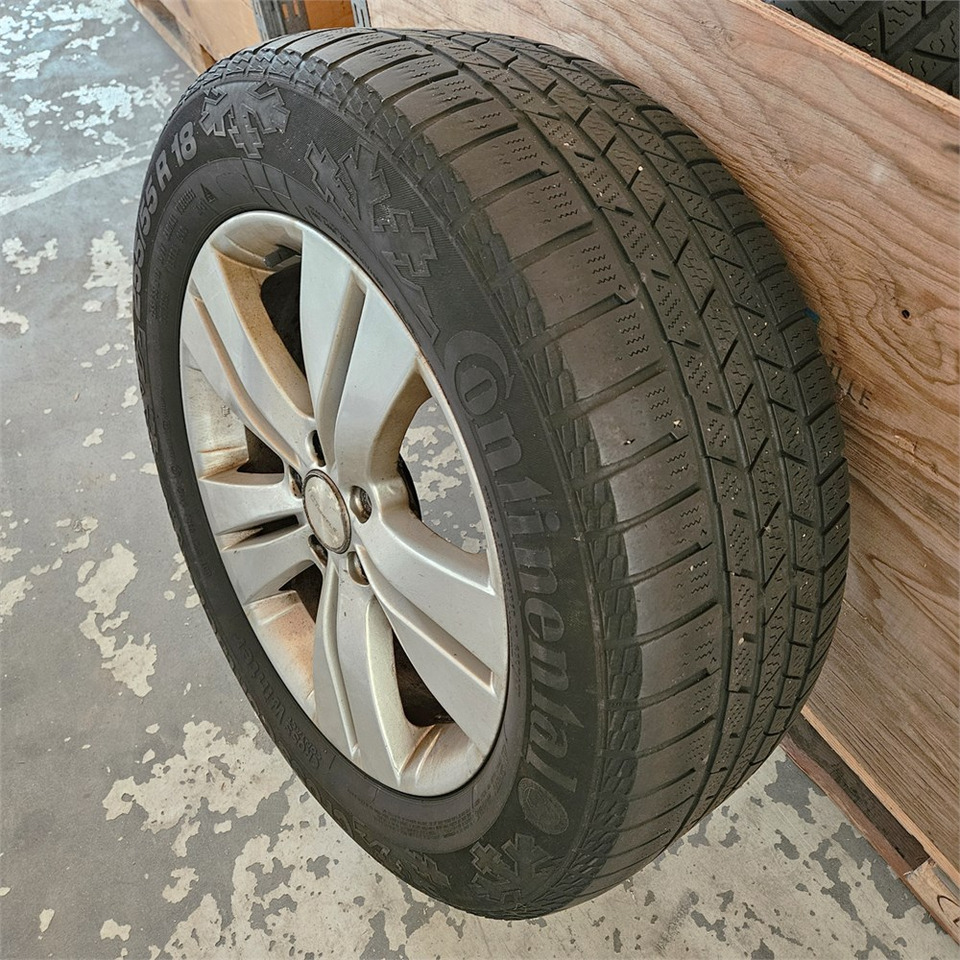 Mercedes ML320 - 255/55R18 - Roue complète: photos 2 Mercedes ML320 - 255/55R18 - Roue complète: photos 2