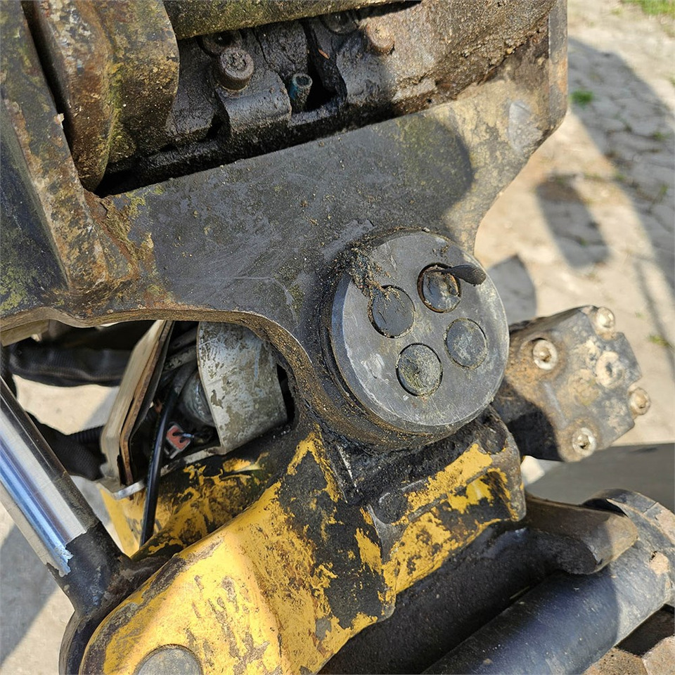 Mini pelle New Holland E26C: photos 31 Mini pelle New Holland E26C: photos 31