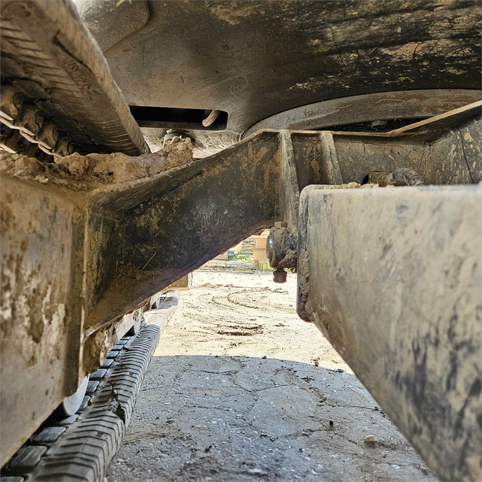 Mini pelle New Holland E26C: photos 37 Mini pelle New Holland E26C: photos 37