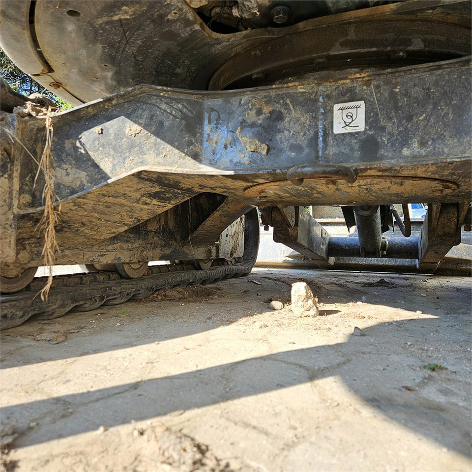 Mini pelle New Holland E26C: photos 36 Mini pelle New Holland E26C: photos 36