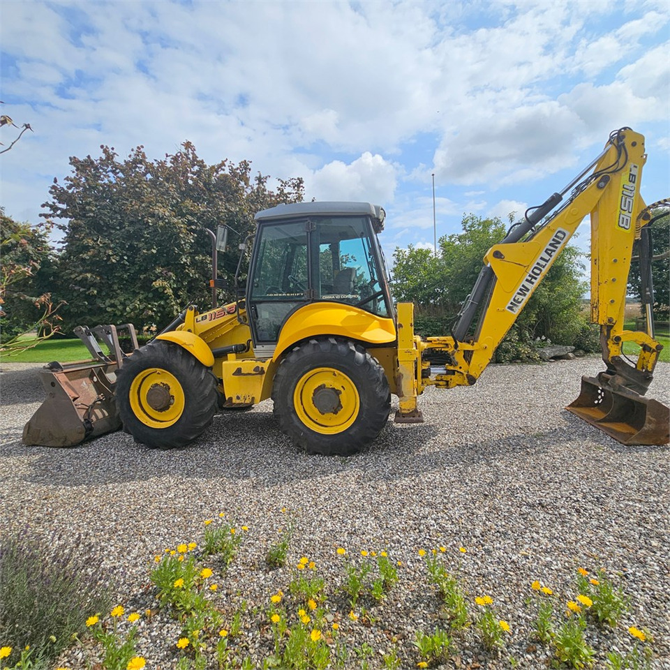 New Holland LB115 B-4PS - Tractopelle: photos 5 New Holland LB115 B-4PS - Tractopelle: photos 5