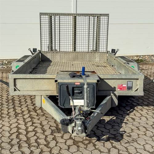 Nugent P3718 - Remorque voiture: photos 2 Nugent P3718 - Remorque voiture: photos 2