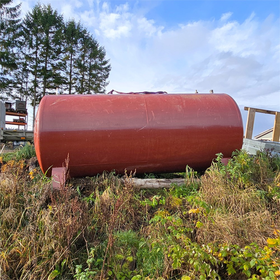 Roug A/S G NR 01-5013 - Cuve de stockage: photos 5 Roug A/S G NR 01-5013 - Cuve de stockage: photos 5