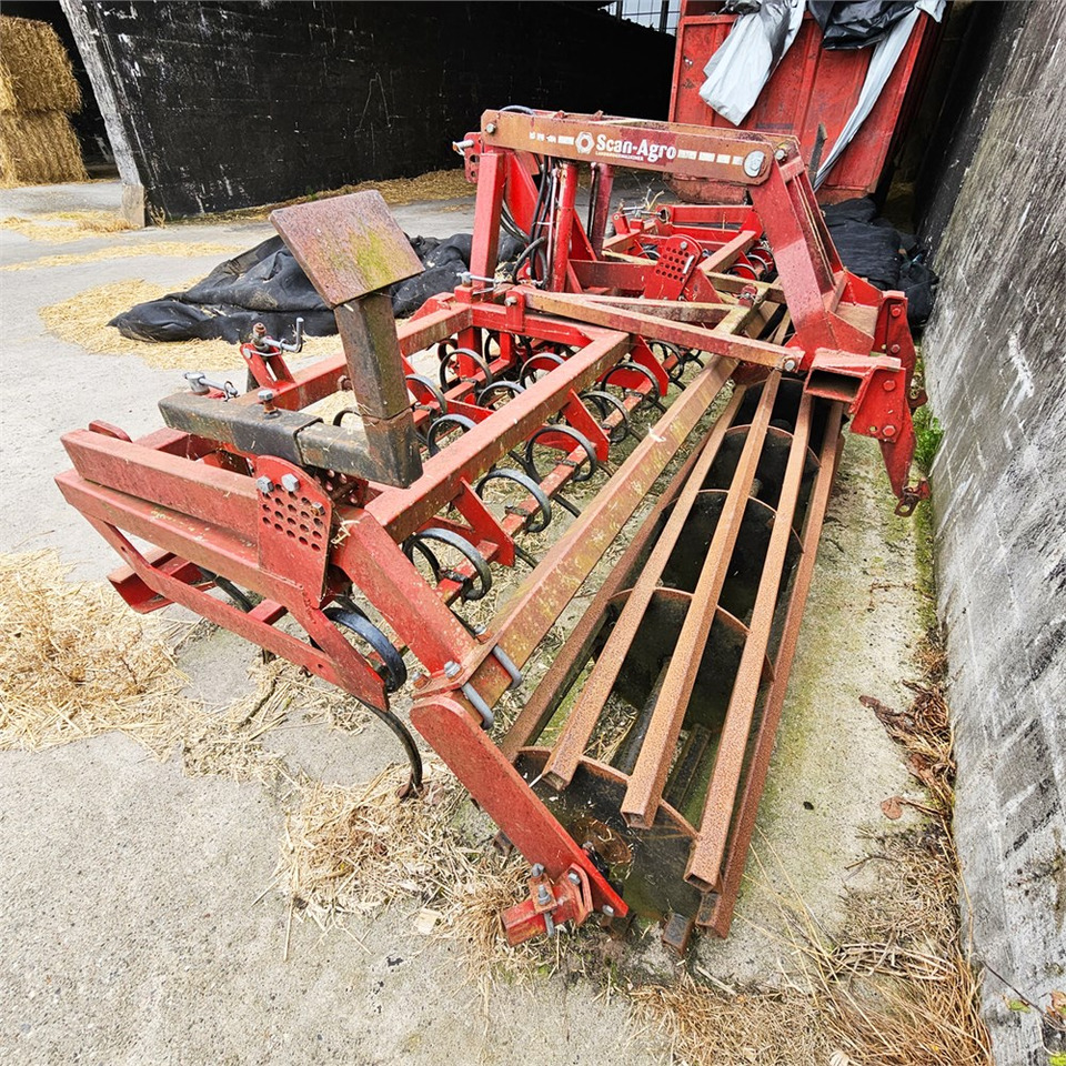 Scan-Agro 4 meter - Bineuse: photos 1 Scan-Agro 4 meter - Bineuse: photos 1