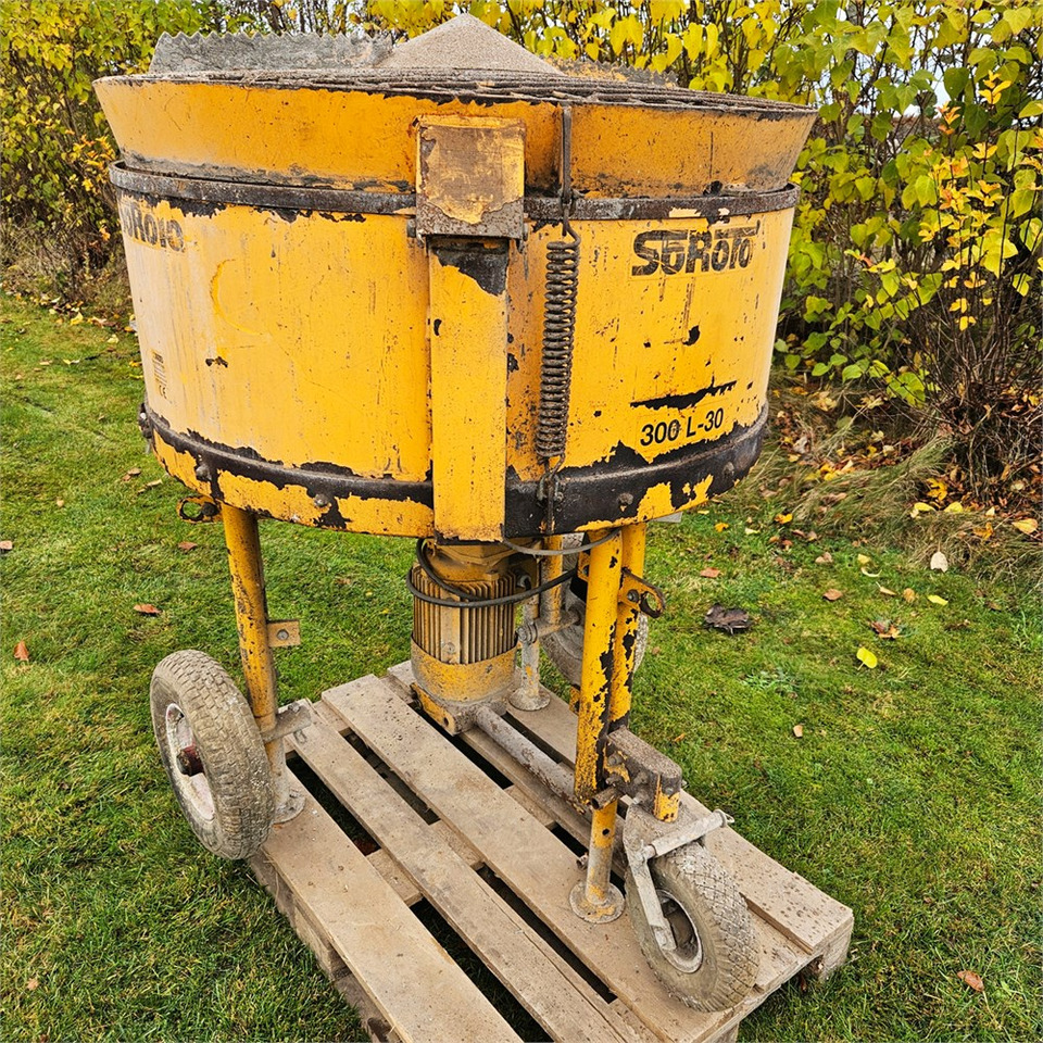 Soroto 300 L-30 - Bétonnière: photos 4 Soroto 300 L-30 - Bétonnière: photos 4