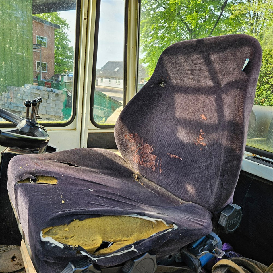 Chariot élévateur Svetruck 860: photos 12 Chariot élévateur Svetruck 860: photos 12