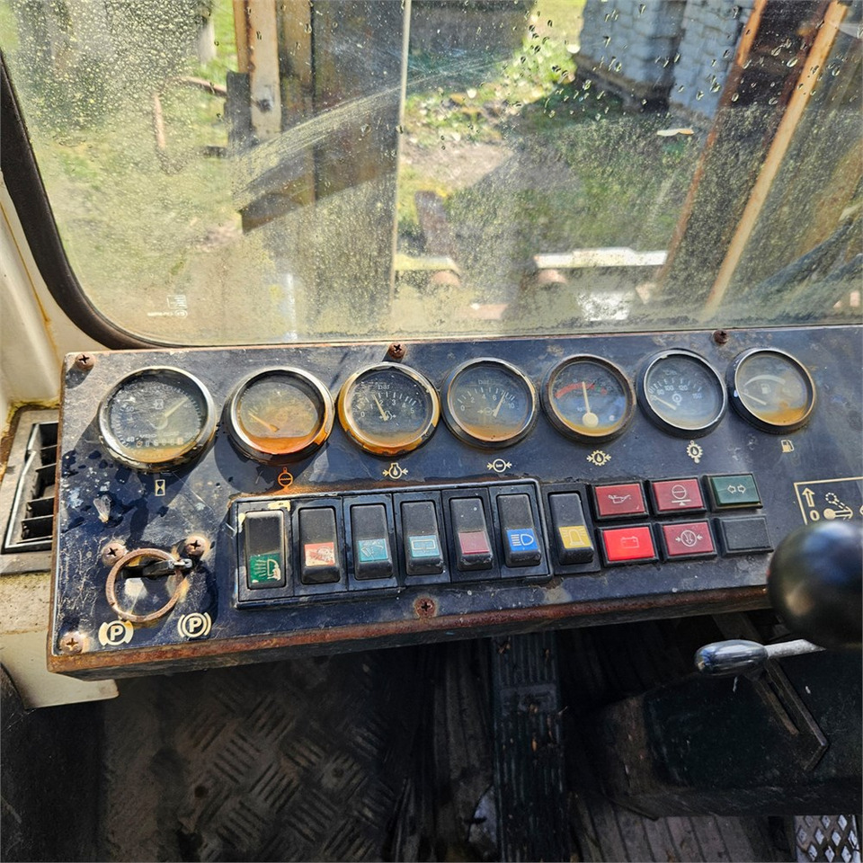 Chariot élévateur Svetruck 860: photos 14 Chariot élévateur Svetruck 860: photos 14