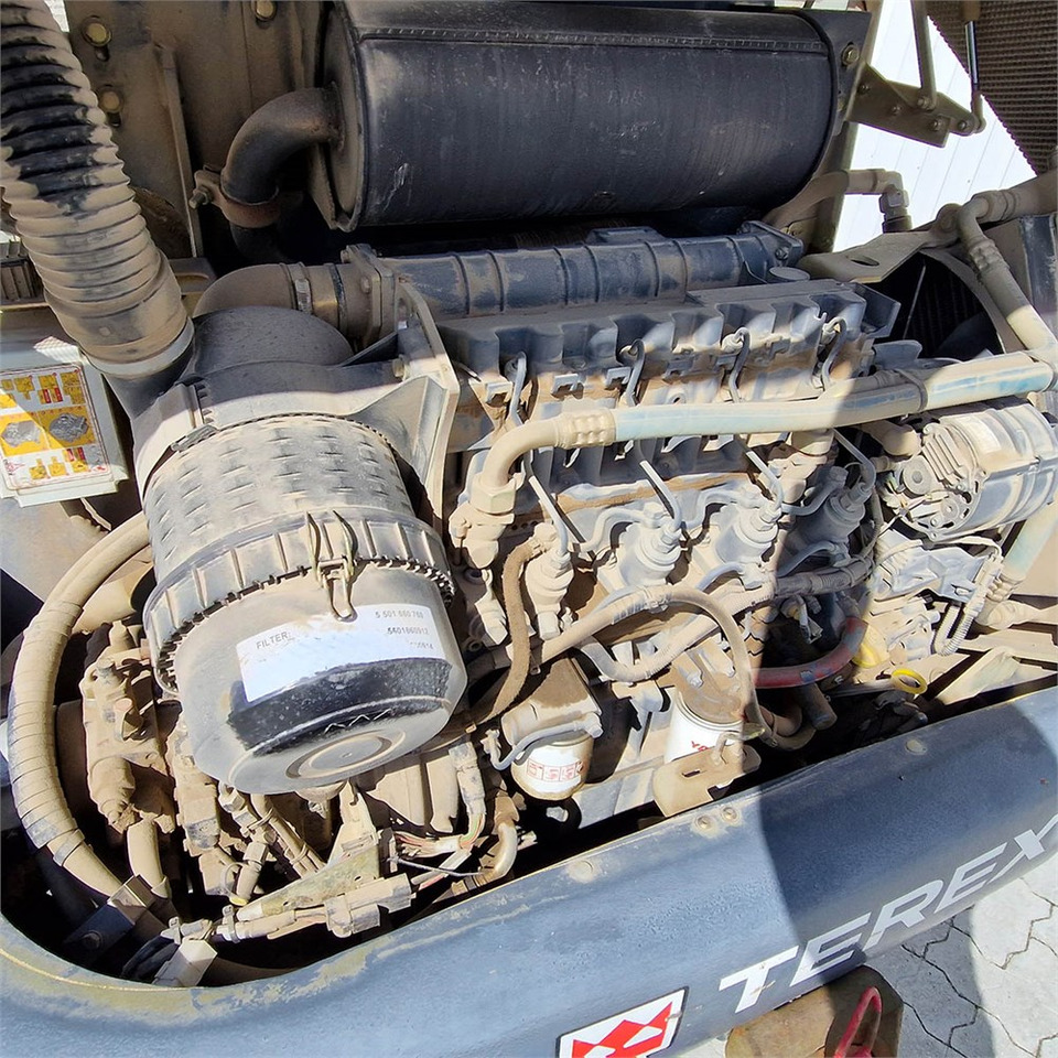 Chargeuse sur pneus Terex TL 65: photos 32