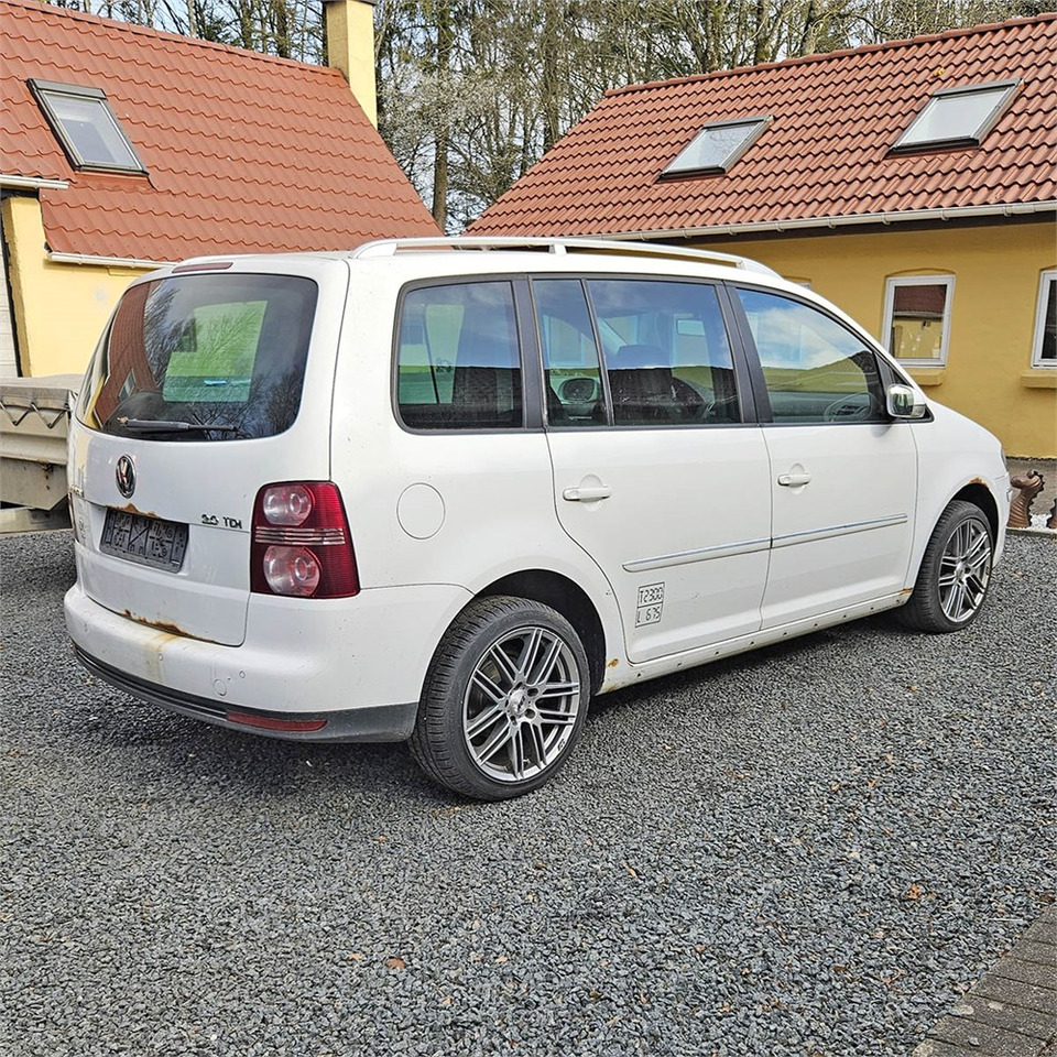 VW Touran Van 2,0 tdi automatisk - Voiture: photos 3 VW Touran Van 2,0 tdi automatisk - Voiture: photos 3