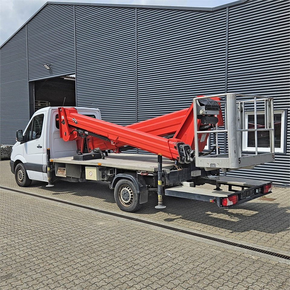 Versalift VTX-240 - Camion avec nacelle: photos 2 Versalift VTX-240 - Camion avec nacelle: photos 2