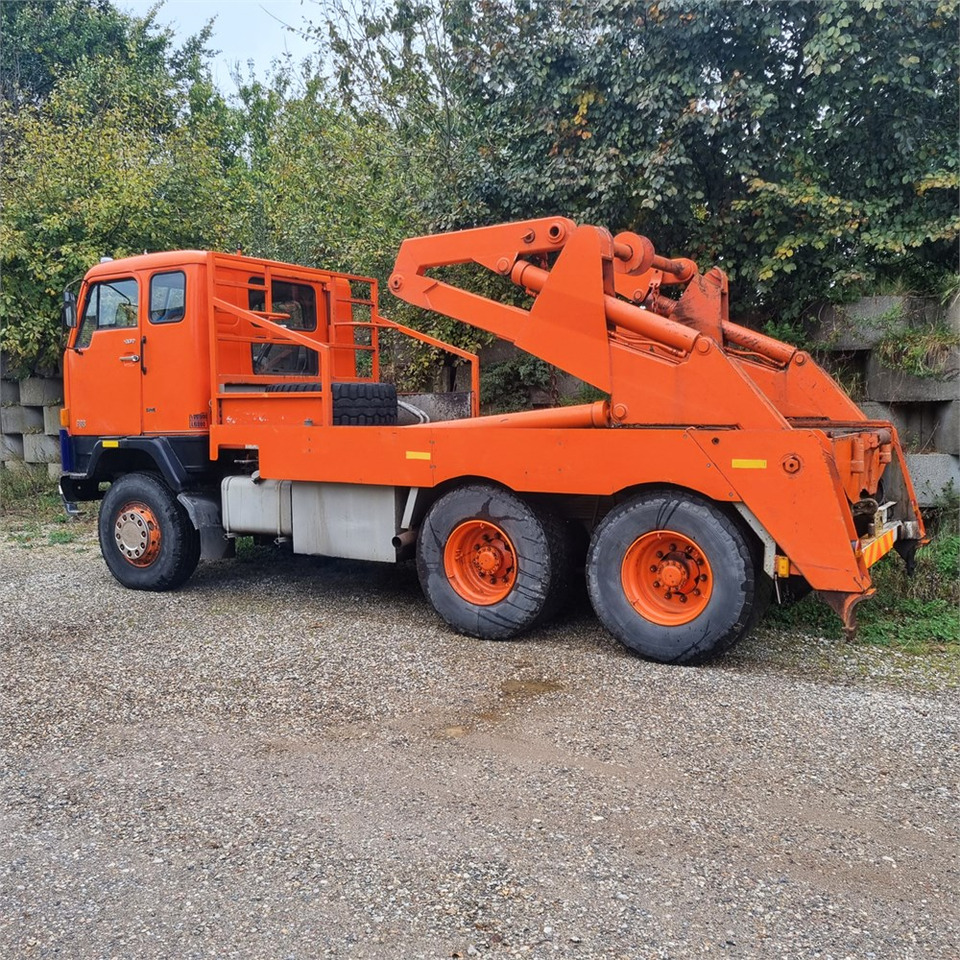 Volvo F 88 - Camion multibenne: photos 3 Volvo F 88 - Camion multibenne: photos 3
