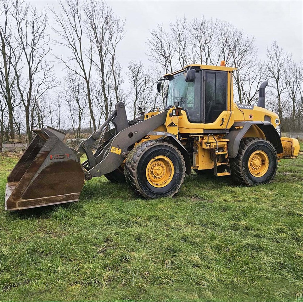 Volvo L70 G - Chargeuse sur pneus: photos 1 Volvo L70 G - Chargeuse sur pneus: photos 1